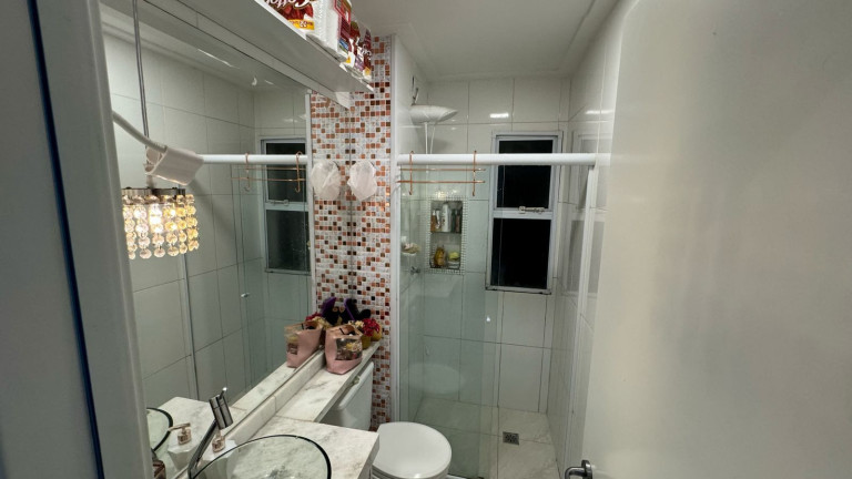 Imagem Apartamento com 2 Quartos à Venda, 54 m² em Vila Humaitá - Santo André