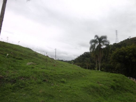 Imagem Terreno à Venda, 1.324 m² em Angola - Santa Branca Imagem Terreno à Venda, 1.324 m² em Angola - Santa Branca