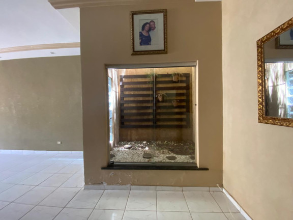 Imagem Casa com 3 Quartos à Venda, 111 m² em Vila Alba - Campo Grande