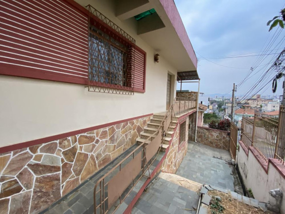 Imagem Casa com 3 Quartos à Venda, 240 m² em Padre Eustáquio - Belo Horizonte