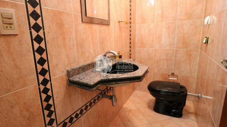 Imagem Casa com 3 Quartos à Venda, 181 m² em Parque Jabaquara - São Paulo Imagem Casa com 3 Quartos à Venda, 181 m² em Parque Jabaquara - São Paulo