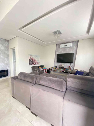 Imagem Casa com 4 Quartos à Venda, 180 m² em Brisas - Mogi Das Cruzes Imagem Casa com 4 Quartos à Venda, 180 m² em Brisas - Mogi Das Cruzes