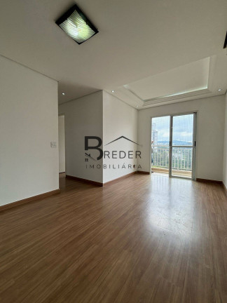 Apartamento com 3 Quartos para Alugar, 68 m² em Jardim Tupanci - Barueri