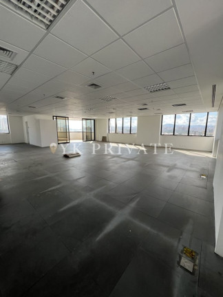 Sala Comercial à Venda, 300 m² em Barra Funda - São Paulo