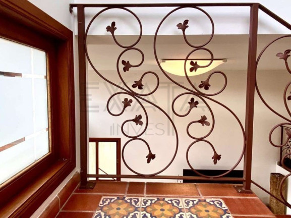 Imagem Imóvel com 4 Quartos à Venda, 325 m² em Moinho Velho - Cotia Imagem Imóvel com 4 Quartos à Venda, 325 m² em Moinho Velho - Cotia