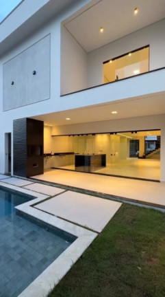 Casa com 4 Quartos à Venda, 285 m² em Ponta Negra - Manaus