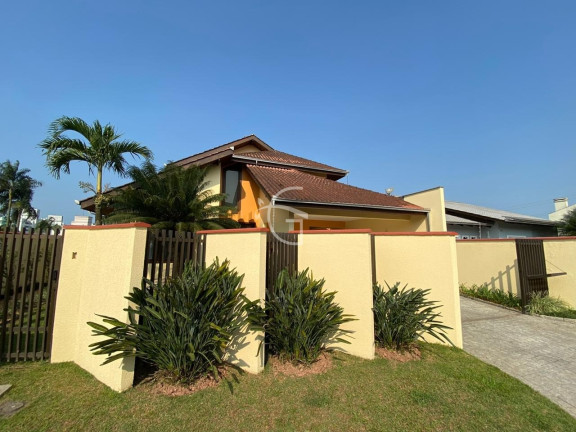 Imagem Casa com 4 Quartos à Venda,  em Santo Antônio - Joinville