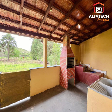 Imagem Imóvel com 2 Quartos à Venda, 50 m² em Centro - Andradas Imagem Imóvel com 2 Quartos à Venda, 50 m² em Centro - Andradas