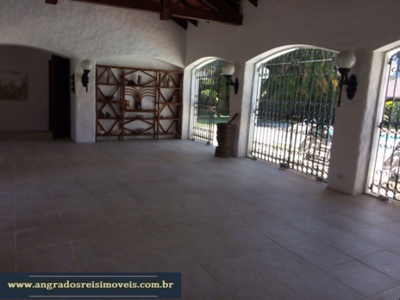 Imagem Casa com 5 Quartos à Venda, em Bracuí (cunhambebe) - Angra Dos Reis Imagem Casa com 5 Quartos à Venda, em Bracuí (cunhambebe) - Angra Dos Reis