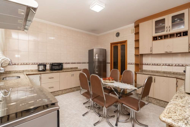 Imagem Casa com 2 Quartos à Venda, 220 m² em Vila Canero - São Paulo