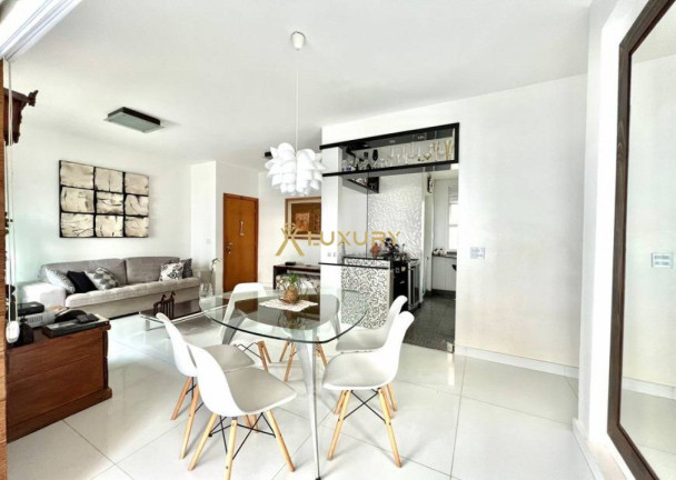 Imagem Imóvel com 4 Quartos à Venda, 125 m² em Belvedere - Belo Horizonte Imagem Imóvel com 4 Quartos à Venda, 125 m² em Belvedere - Belo Horizonte