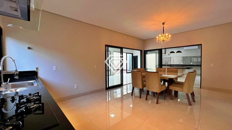 Imagem Sobrado com 5 Quartos à Venda, 411 m² em Plano Diretor Sul - Palmas Imagem Sobrado com 5 Quartos à Venda, 411 m² em Plano Diretor Sul - Palmas