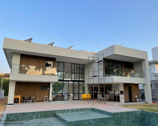 Imagem Casa com 4 Quartos à Venda, 624 m² em Busca Vida (abrantes) - Camaçari