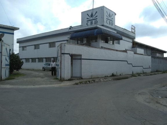 Galpão à Venda ou Locação, 1.520 m² em Vila Monte Sion - Suzano