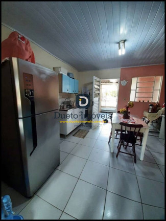 Imagem Casa com 3 Quartos à Venda,  em Lorenzi - Santa Maria