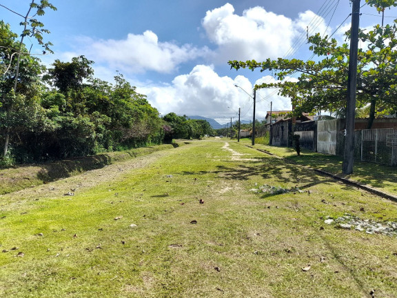 Terreno à Venda, 360 m² em Jardim Sao Luiz - Peruíbe