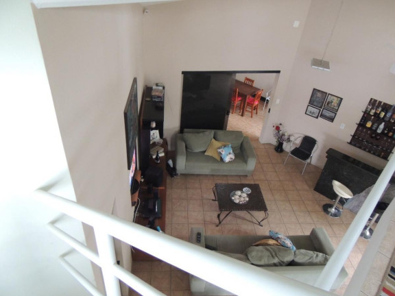 Imagem Casa com 3 Quartos à Venda, 310 m² em Costa E Silva - Joinville
