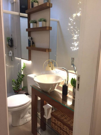 Imagem Apartamento com 2 Quartos à Venda, 59 m² em Monte Alegre - Camboriú Imagem Apartamento com 2 Quartos à Venda, 59 m² em Monte Alegre - Camboriú