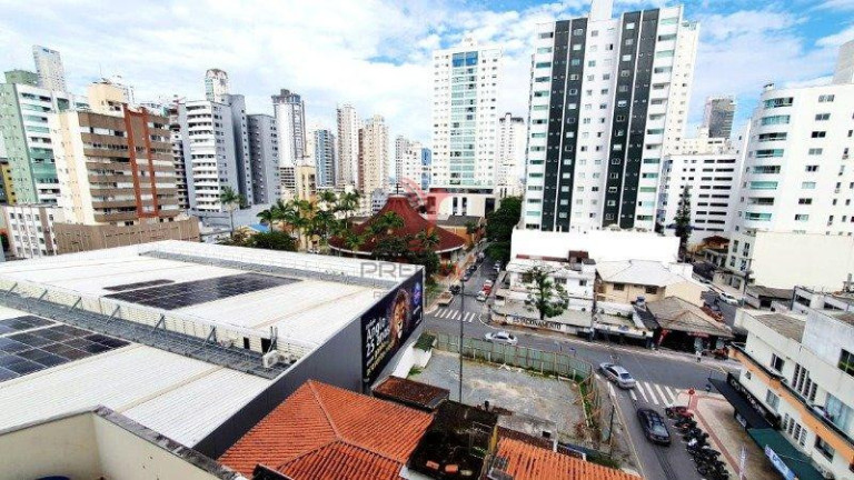 Imagem Apartamento com 3 Quartos à Venda, 121 m² em Centro - Balneário Camboriú Imagem Apartamento com 3 Quartos à Venda, 121 m² em Centro - Balneário Camboriú
