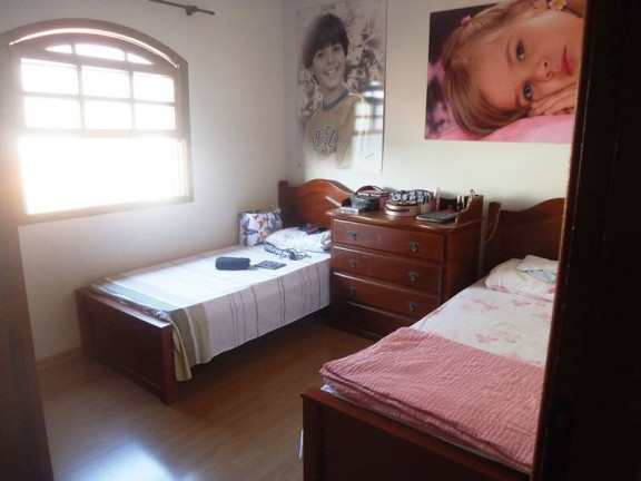 Imagem Casa com 3 Quartos à Venda, 260 m² em Itatiba Imagem Casa com 3 Quartos à Venda, 260 m² em Itatiba