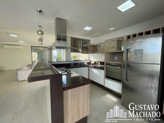 Imagem Casa com 3 Quartos à Venda, 216 m² em Jardim Belvedere - Volta Redonda Imagem Casa com 3 Quartos à Venda, 216 m² em Jardim Belvedere - Volta Redonda