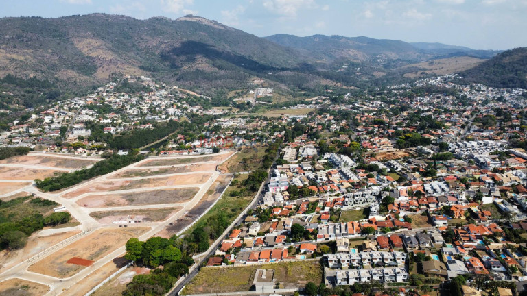 Imagem Terreno à Venda, 720 m² em San Fernando Valley - Atibaia Imagem Terreno à Venda, 720 m² em San Fernando Valley - Atibaia