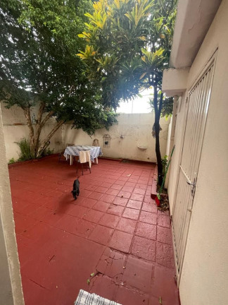 Imagem Casa com 3 Quartos à Venda, 280 m² em Judith - Londrina Imagem Casa com 3 Quartos à Venda, 280 m² em Judith - Londrina