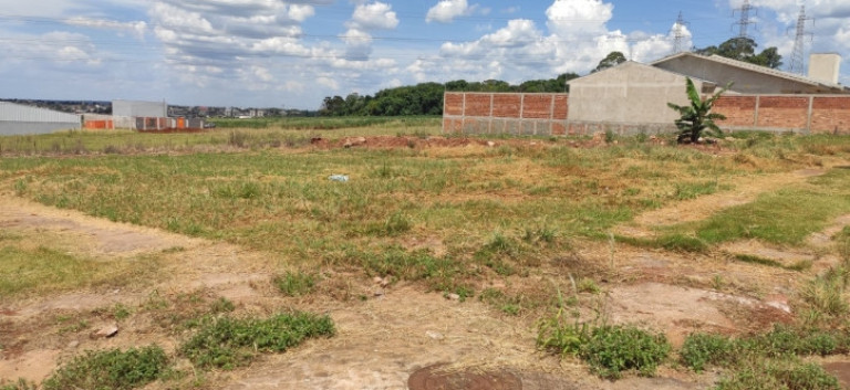 Imagem Terreno à Venda, 504 m² em Canadá - Cascavel