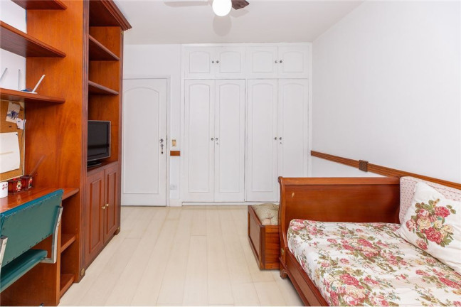 Imagem Casa com 4 Quartos à Venda, em Alto De Pinheiros - São Paulo Imagem Casa com 4 Quartos à Venda, em Alto De Pinheiros - São Paulo