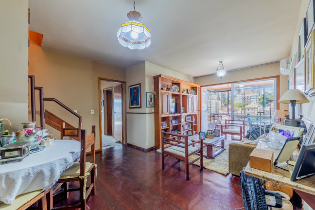 Imagem Cobertura com 3 Quartos à Venda, 250 m² em Petrópolis - Porto Alegre Imagem Cobertura com 3 Quartos à Venda, 250 m² em Petrópolis - Porto Alegre