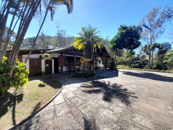 Imagem Chácara com 7 Quartos à Venda, 16.360 m² em Granja Florestal - Teresópolis Imagem Chácara com 7 Quartos à Venda, 16.360 m² em Granja Florestal - Teresópolis