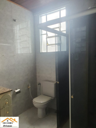 Imagem Sobrado com 6 Quartos à Venda, em Senador Camará - Rio De Janeiro Imagem Sobrado com 6 Quartos à Venda, em Senador Camará - Rio De Janeiro