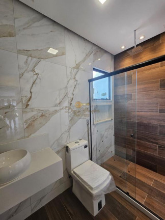Imagem Casa com 3 Quartos à Venda, 375 m² em Green Valleiy - Teresópolis Imagem Casa com 3 Quartos à Venda, 375 m² em Green Valleiy - Teresópolis