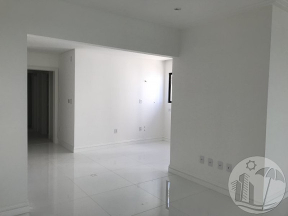 Imagem Apartamento com 3 Quartos à Venda, 110 m² em Centro - Balneário Camboriú Imagem Apartamento com 3 Quartos à Venda, 110 m² em Centro - Balneário Camboriú