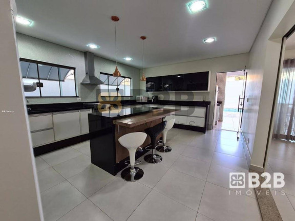 Imagem Casa com 3 Quartos à Venda, 365 m² em Chácaras Odete - Bauru Imagem Casa com 3 Quartos à Venda, 365 m² em Chácaras Odete - Bauru