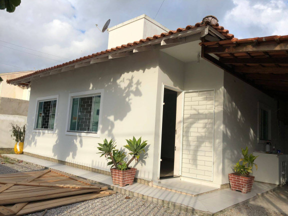 Casa com 2 Quartos à Venda,  em Mata Atlântica I - Tijucas