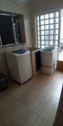 Imagem Casa com 4 Quartos à Venda, 202 m² em São Benedito - Guaratinguetá