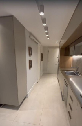 Imagem Apartamento com 4 Quartos à Venda, 267 m² em Barra Da Tijuca - Rio De Janeiro