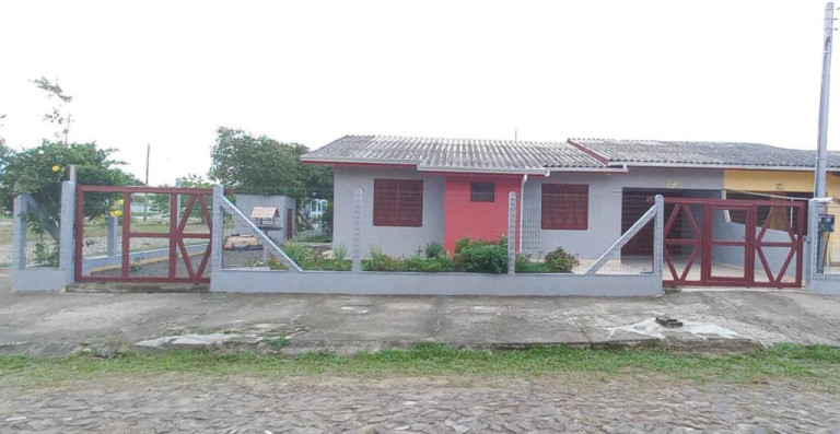 Casa com 3 Quartos à Venda,  em Curumim - Capao Da Canoa