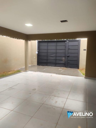Casa com 3 Quartos à Venda, 130 m² em Vila Marcos Roberto - Campo Grande
