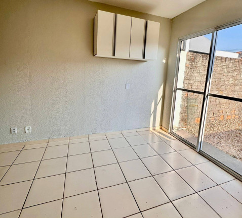 Imagem Casa com 2 Quartos à Venda, em Cuiabá Imagem Casa com 2 Quartos à Venda, em Cuiabá