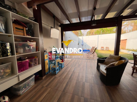 Imagem Casa com 3 Quartos à Venda, 250 m² em Jardim Imperial - Cuiabá Imagem Casa com 3 Quartos à Venda, 250 m² em Jardim Imperial - Cuiabá