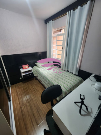Imagem Casa com 4 Quartos à Venda, 120 m² em Alto Boqueirão - Curitiba Imagem Casa com 4 Quartos à Venda, 120 m² em Alto Boqueirão - Curitiba