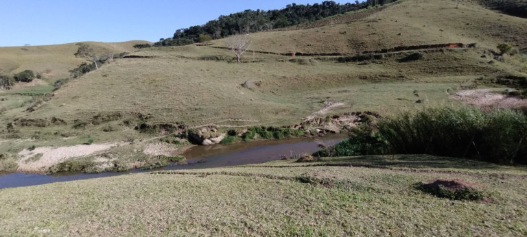 Imagem Chácara com 1 Quarto à Venda, 100 m² em Catuçaba - São Luíz Do Paraitinga Imagem Chácara com 1 Quarto à Venda, 100 m² em Catuçaba - São Luíz Do Paraitinga