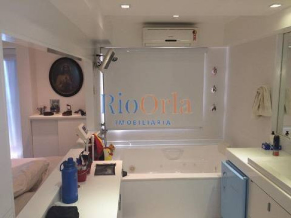 Imagem Apartamento com 4 Quartos à Venda, 167 m² em Barra Da Tijuca - Rio De Janeiro Imagem Apartamento com 4 Quartos à Venda, 167 m² em Barra Da Tijuca - Rio De Janeiro