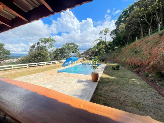 Imagem Imóvel com 3 Quartos à Venda, 10.124 m² em Pedra Bela - Pedra Bela
