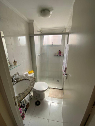Imagem Apartamento com 2 Quartos à Venda,  em Taboão - Diadema