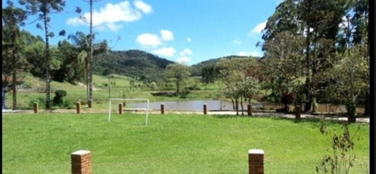 Fazenda à Venda, 300 m² em Centro - Guaratinguetá
