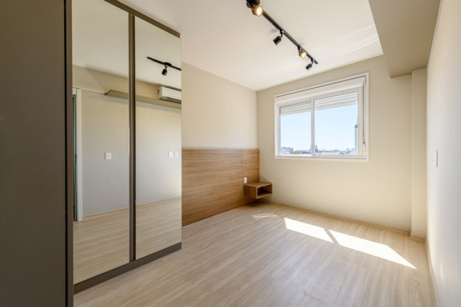 Imagem Apartamento com 3 Quartos à Venda, 67 m² em São João - Porto Alegre
