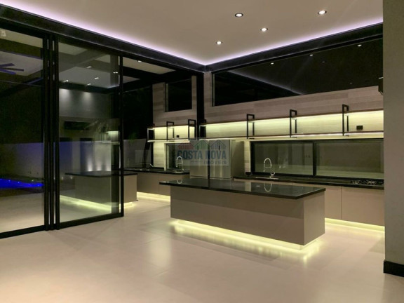 Imagem Casa com 6 Quartos à Venda, 650 m² Imagem Casa com 6 Quartos à Venda, 650 m²